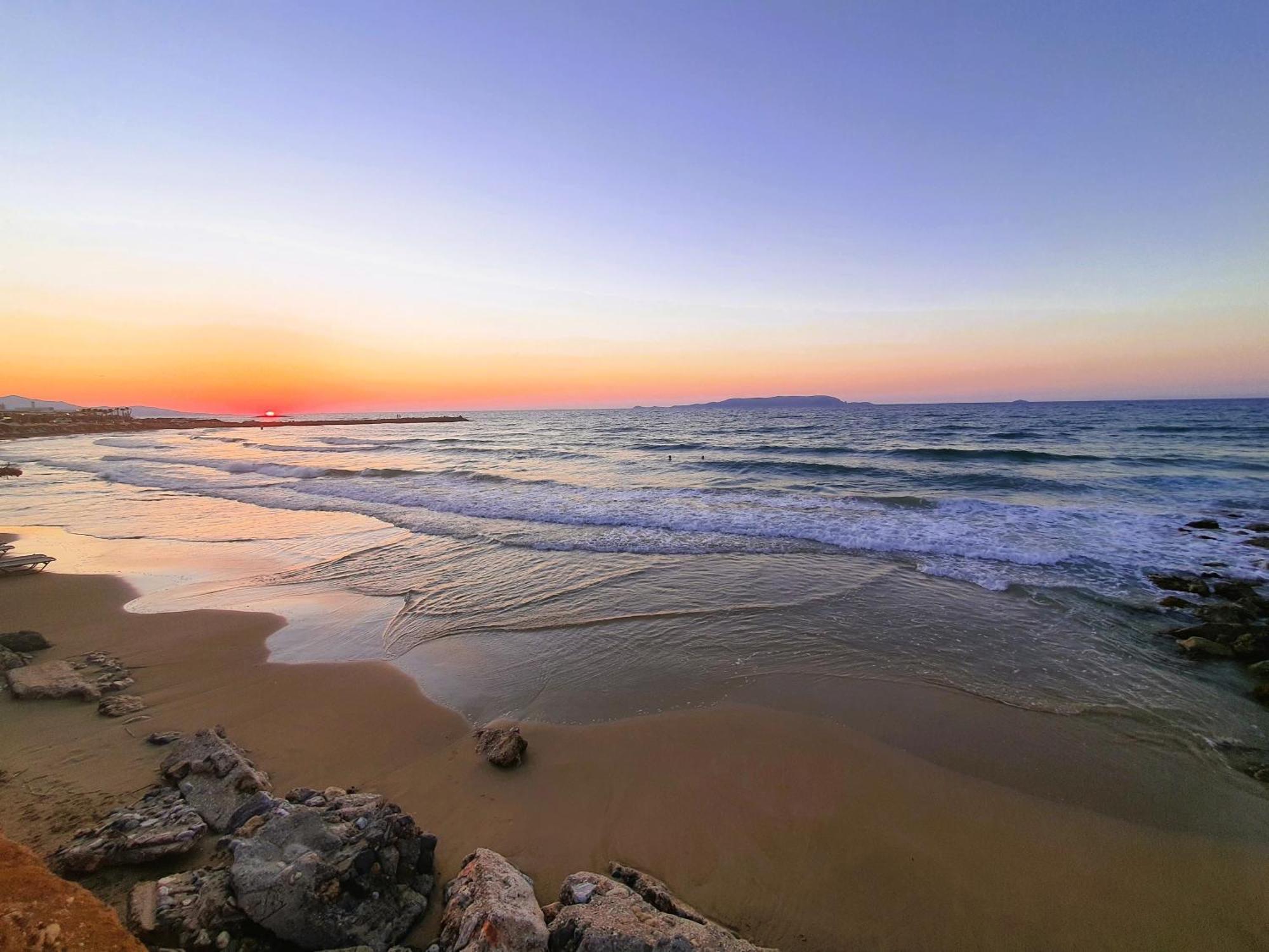 Sunset Beach Hotel Kokkini Hani Dış mekan fotoğraf